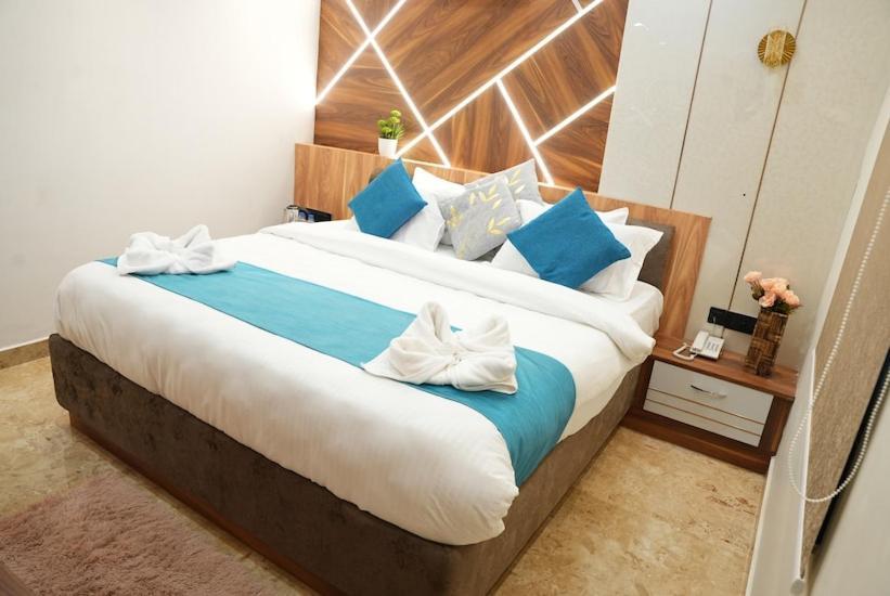 Tikkavanipalem Townhouse 1168 Hotel Sm Paradise מראה חיצוני תמונה