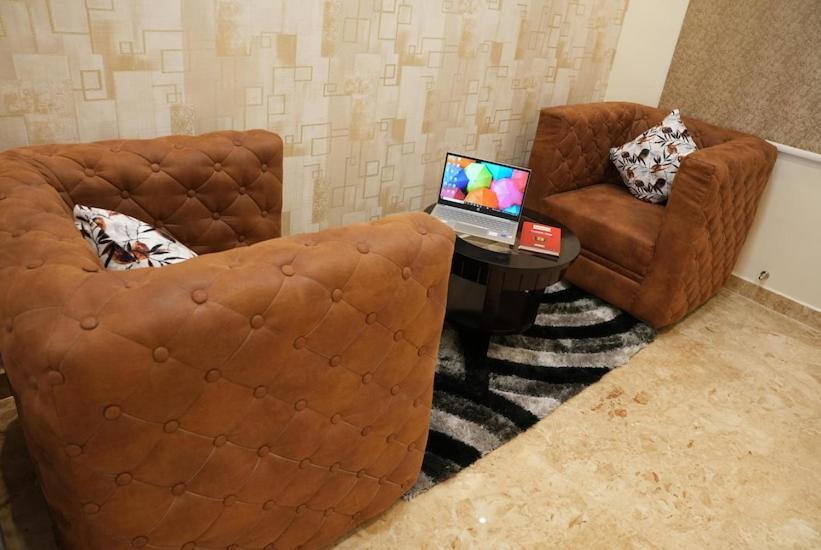 Tikkavanipalem Townhouse 1168 Hotel Sm Paradise מראה חיצוני תמונה